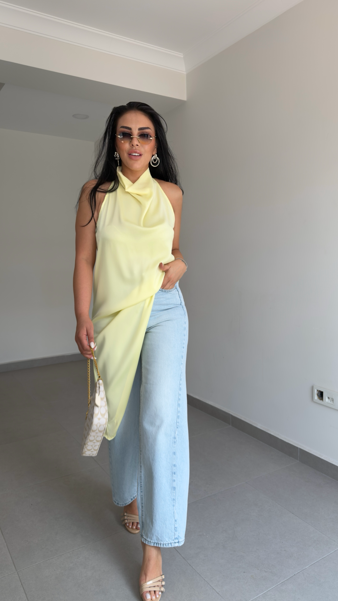 SATEN ASİMETRİK KESİM BLUZ — görsel 3