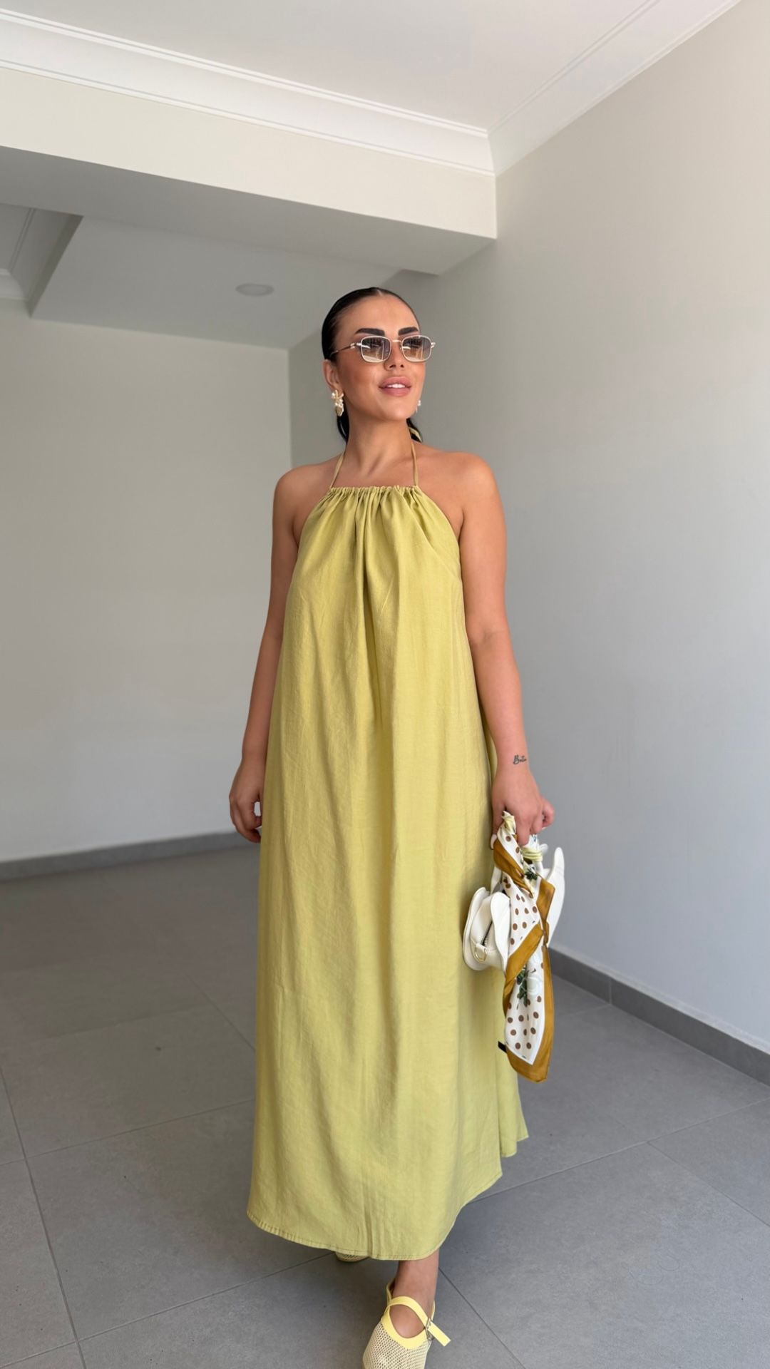 TENSEL SIRT DETAY UZUN ELBİSE — görsel 3