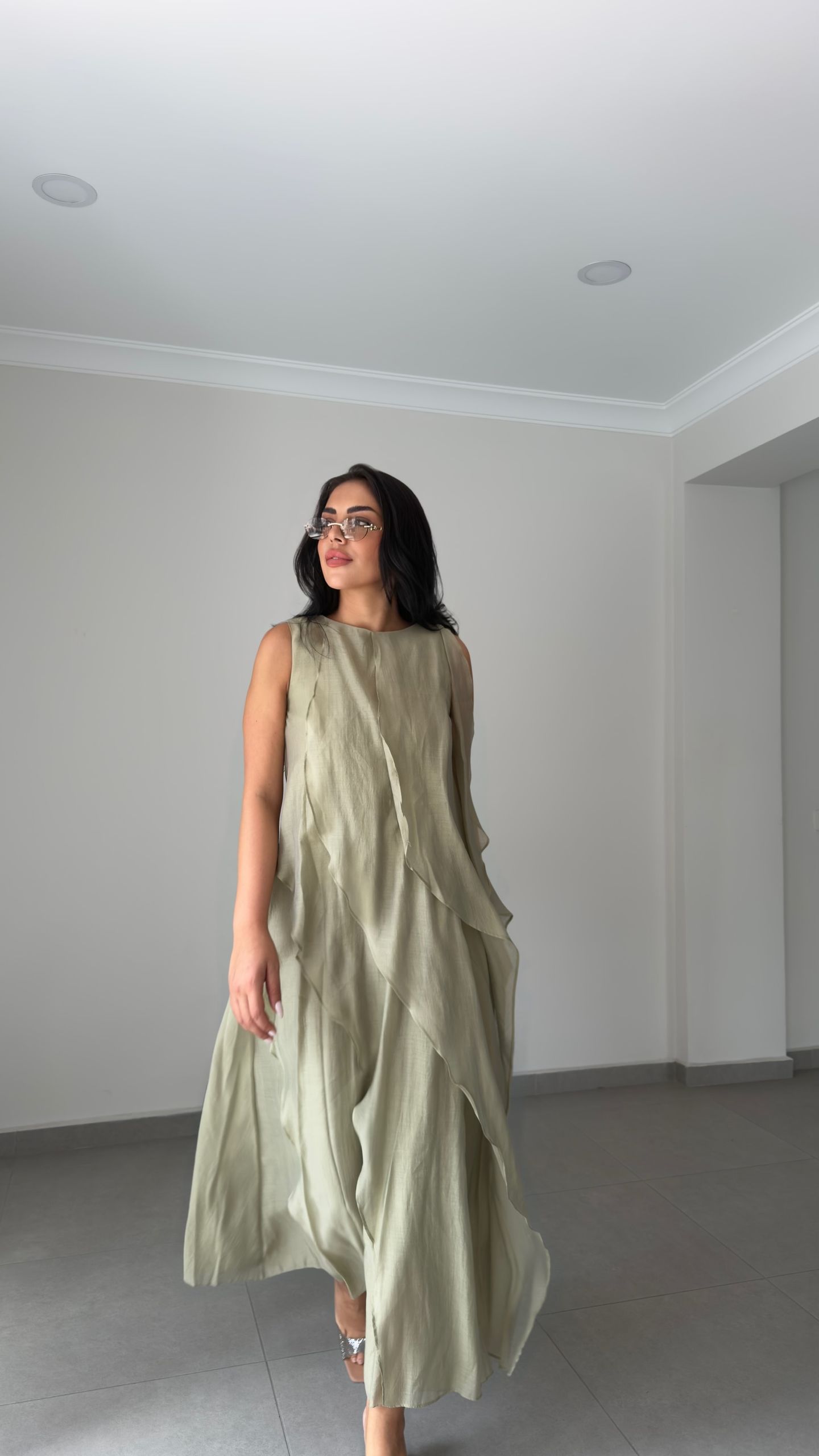 ÖN KAT DETAY ELBİSE — görsel 7