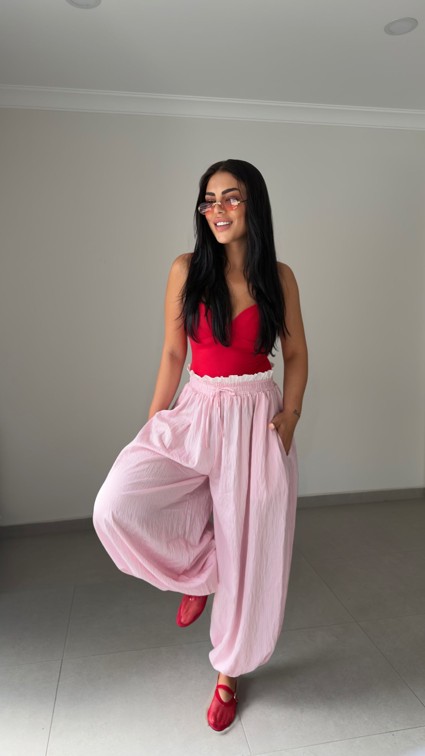 BEL DETAY ÇİZGİLİ ŞALVAR PANTOLON — görsel 10
